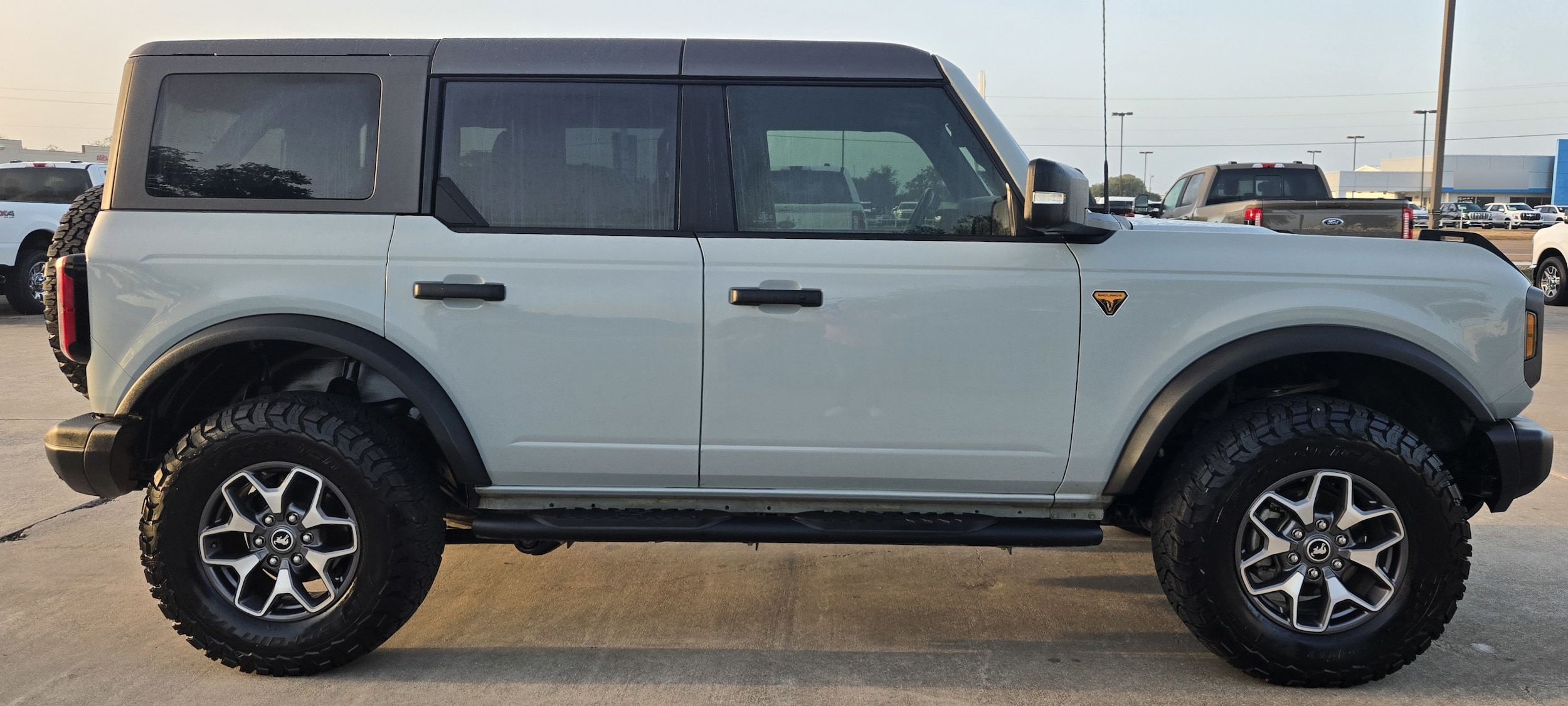 ford bronco 4-door 2023 1FMEE5DPXPLB48091 image ford bronco 4-door 2023 1FMEE5DPXPLB48091 image